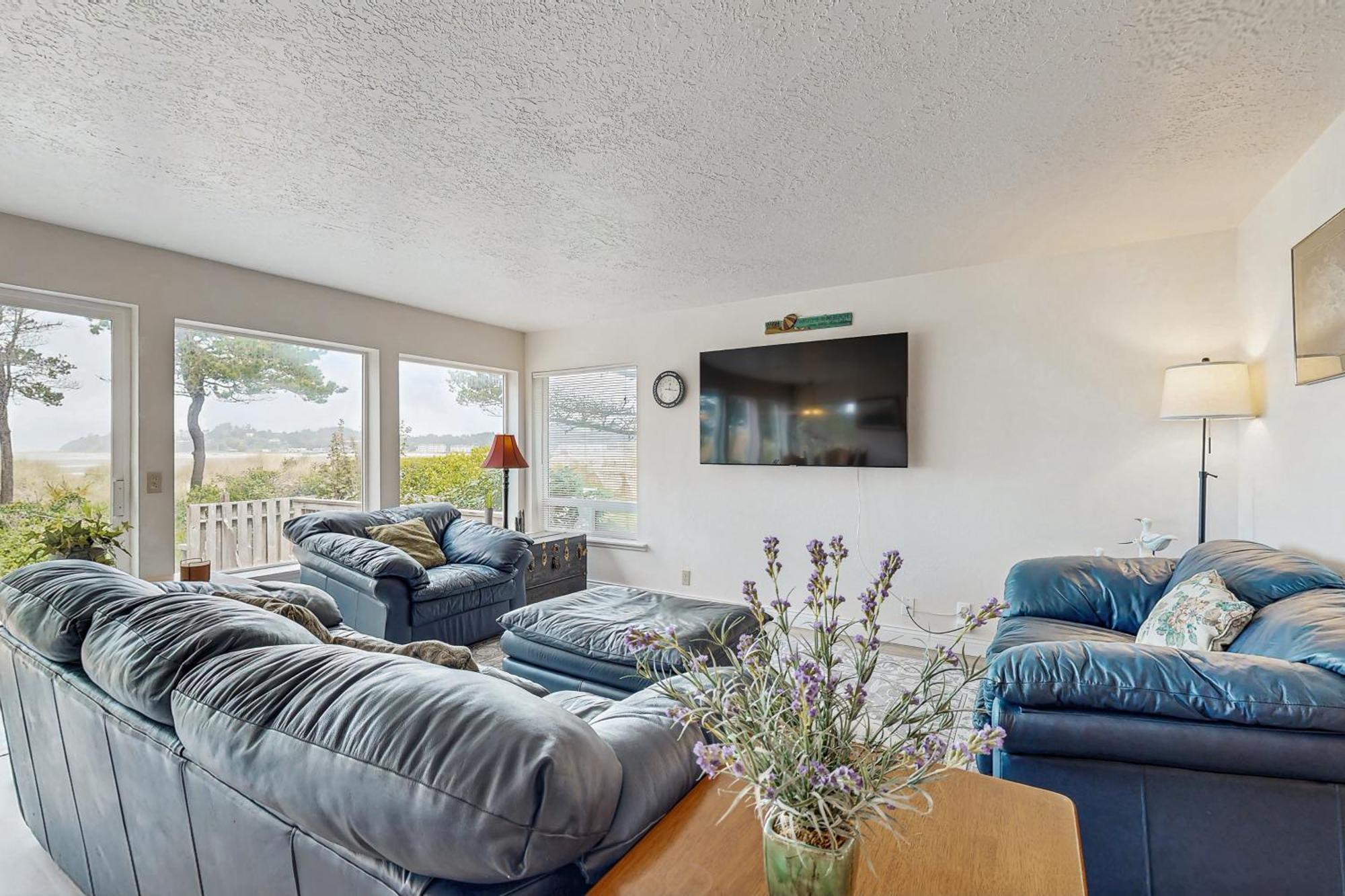 Beach Time Getaway Lincoln City Exterior photo